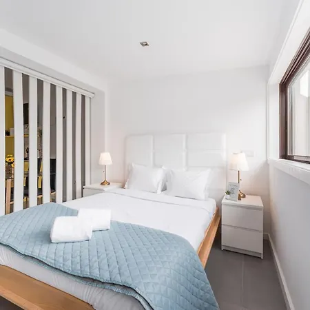 Apartment Guestready - Light & Bright *
