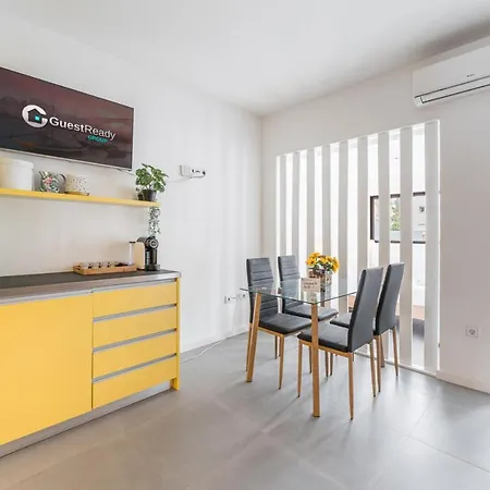 Apartment Guestready - Light & Bright *